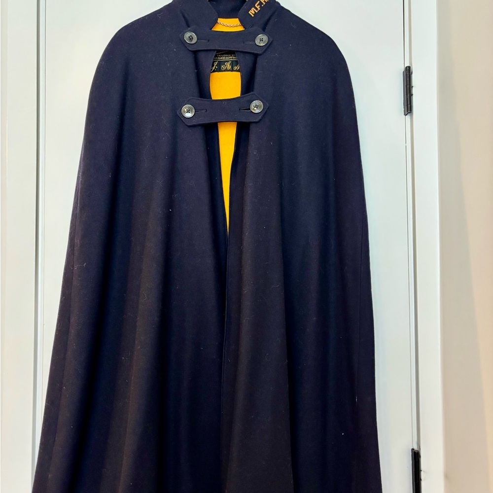 Vintage 1950s Bruck’s Nurse’s Wool Cape Navy Gold Medical Cloak - Picture 3 of 12